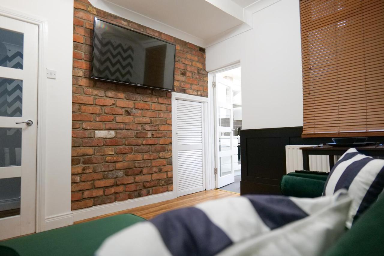 Broadway Belfast! Central Location! Sleeps 6! Exterior foto